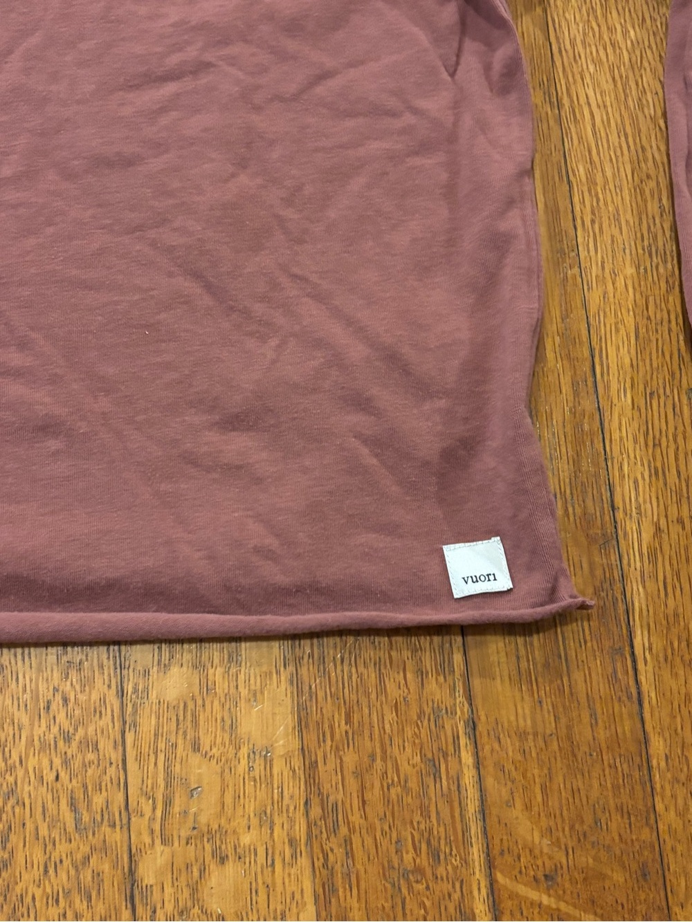 Vuori Long Sleeve Coast Tee Dusk - Picture 4 of 9